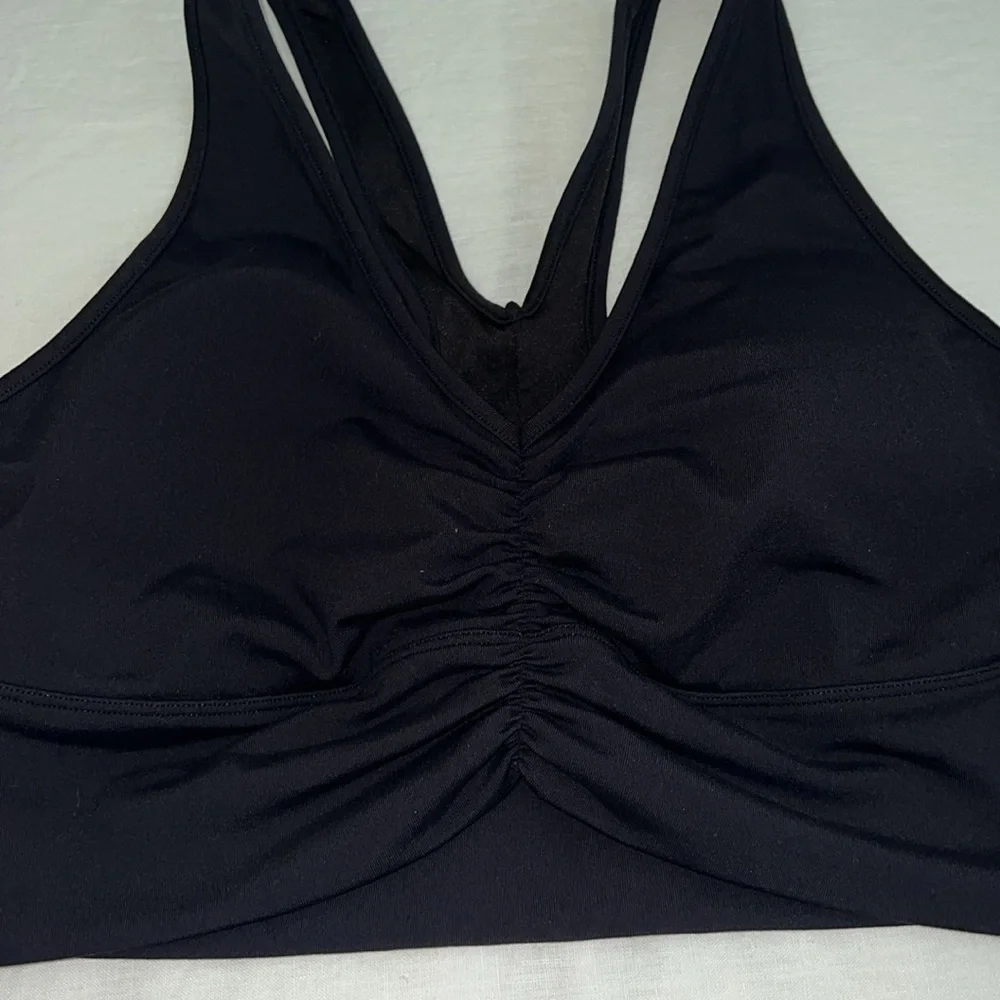 ALO Yoga Black Wild Thing Sports Bra Large - Picture 4 of 9